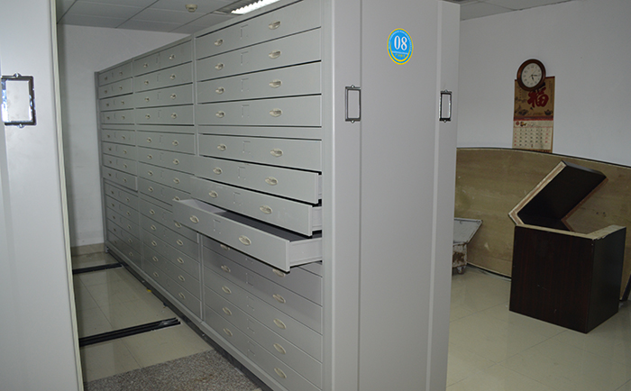 醫(yī)院藥房有密集架嗎 醫(yī)院藥房有密集架嗎