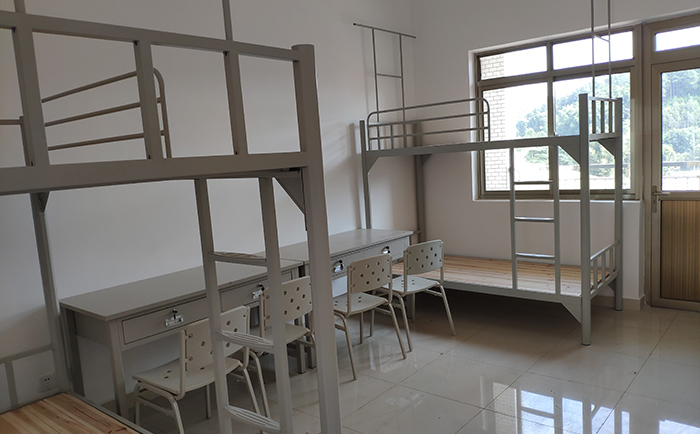 鋼制雙層床現(xiàn)場(chǎng)圖 鋼制雙層床現(xiàn)場(chǎng)圖