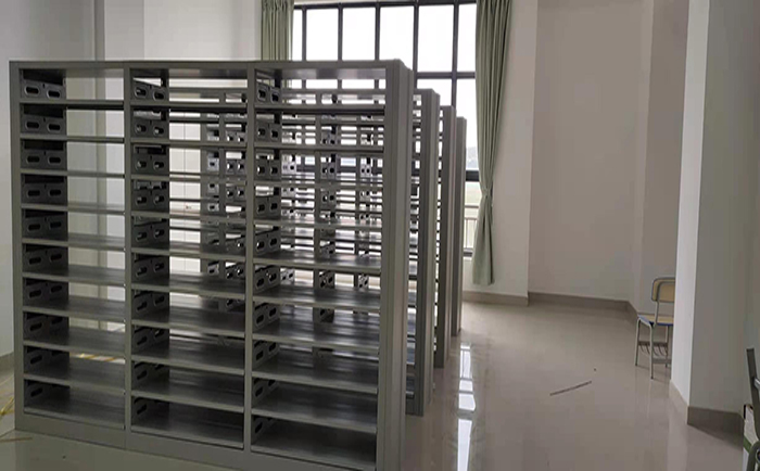 �W(xu��)У�D���^���܈D